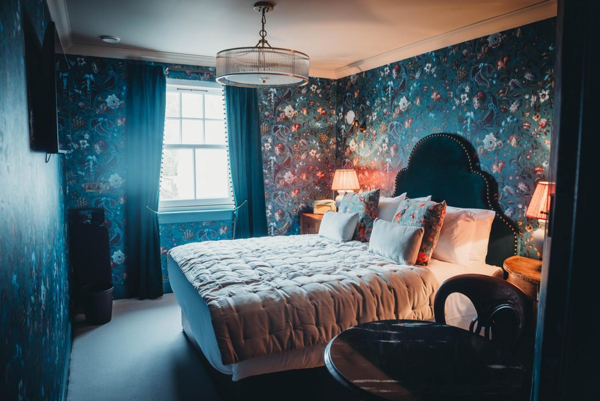Roslyn House Hotel Tobermory Buitenkant foto