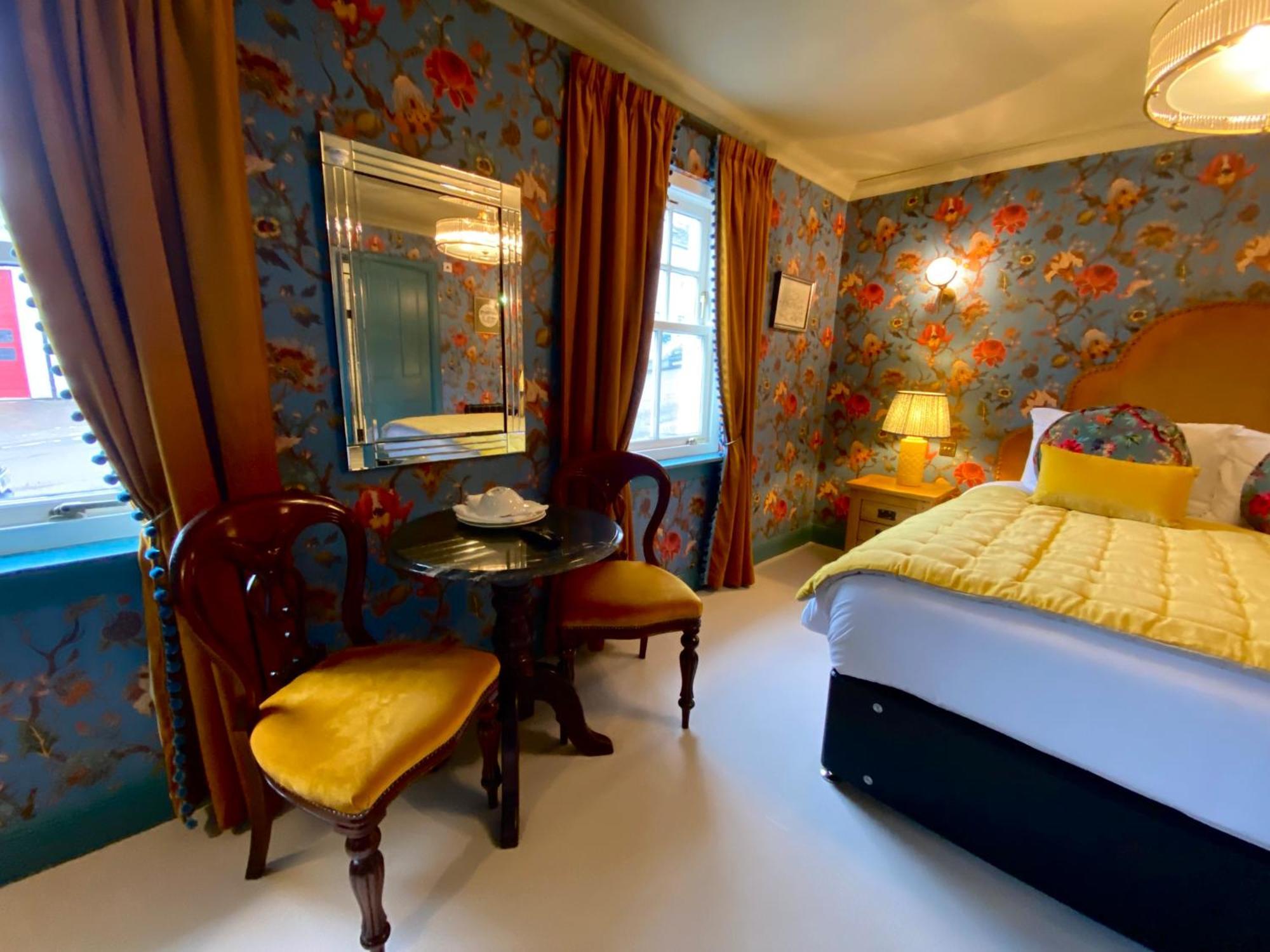 Roslyn House Hotel Tobermory Buitenkant foto