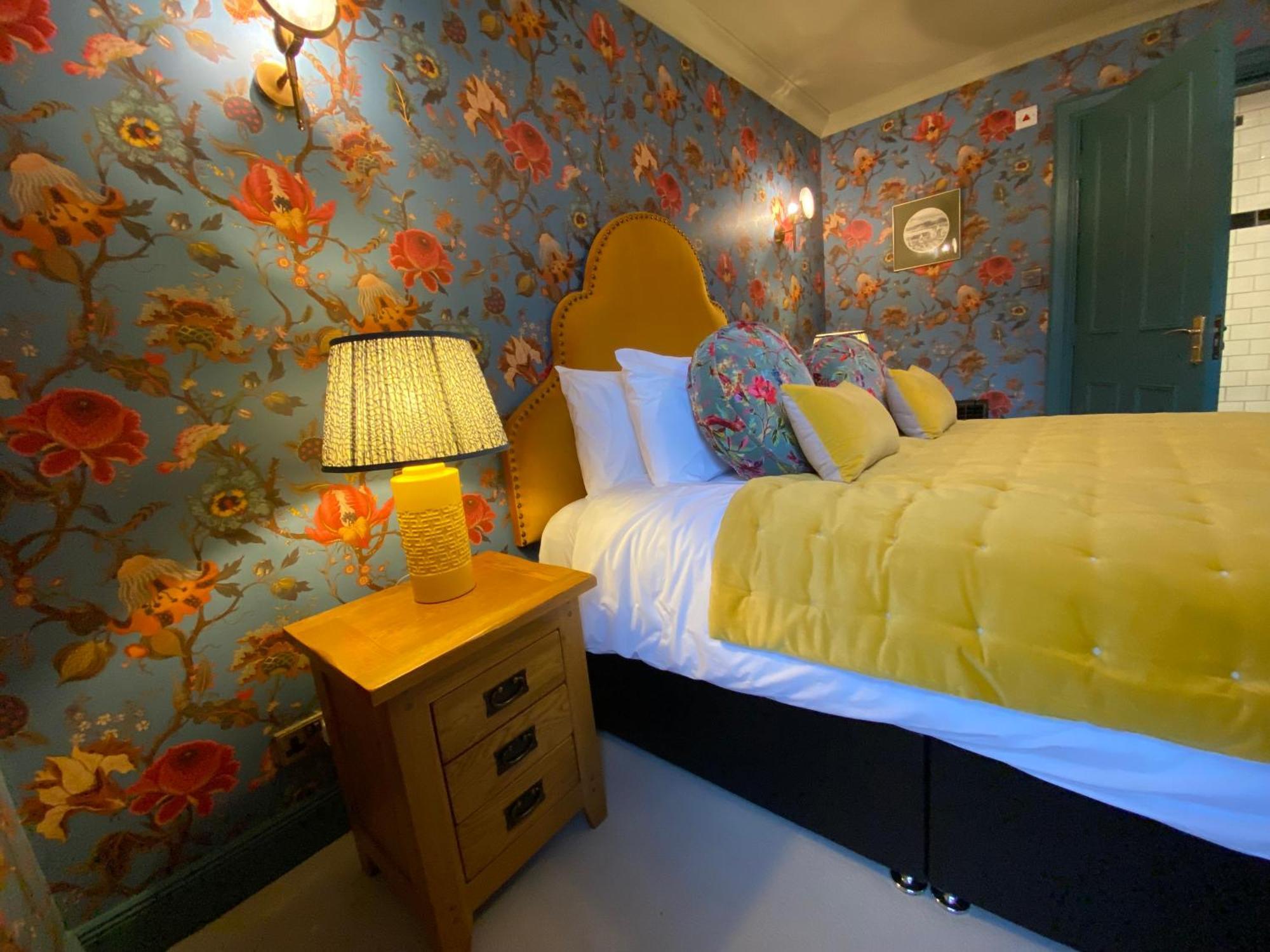 Roslyn House Hotel Tobermory Buitenkant foto